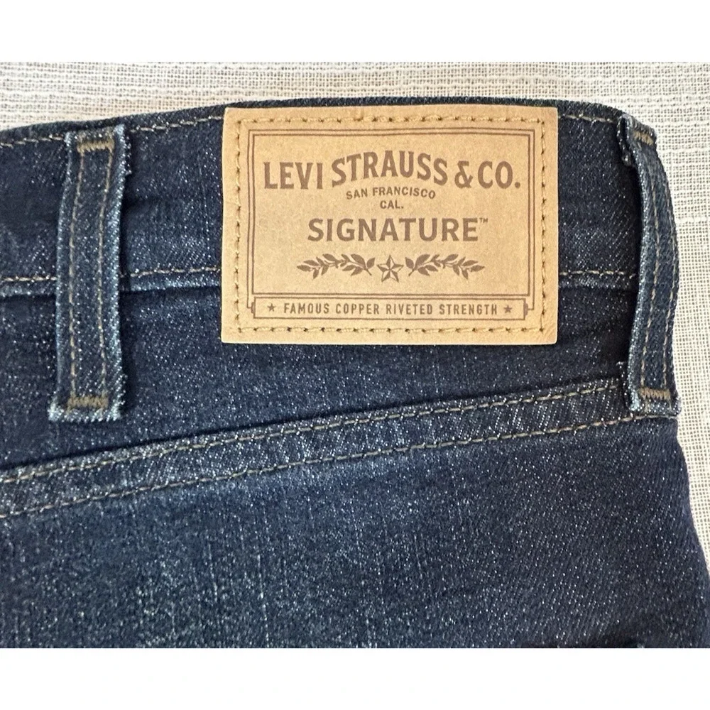 Signature Levi Strauss‎ & Co Men's Slim Fit Jeans Sz 38x30 Blue Denim Pants